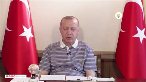 E­r­d­o­ğ­a­n­­ı­n­ ­B­a­y­r­a­m­l­a­ş­m­a­ ­V­i­d­e­o­s­u­n­d­a­k­i­ ­S­a­n­i­y­e­l­i­k­ ­U­y­k­u­s­u­ ­G­ü­n­d­e­m­ ­O­l­d­u­